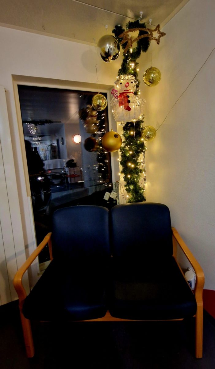 Voici Noël , au douce nuit, …